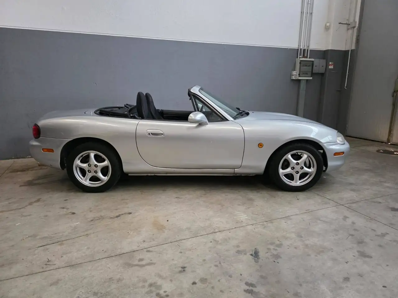 Mazda MX-5 II 1998 1.6, foto 1