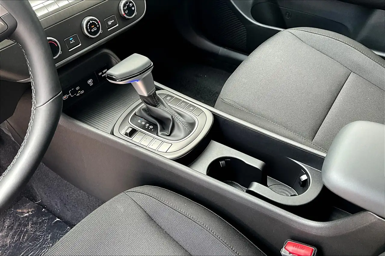 Hyundai KONA снимка Hyundai KONA