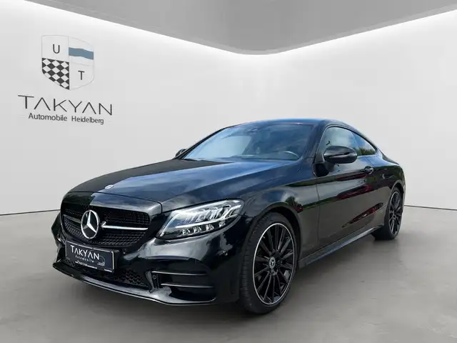 Mercedes-Benz C 200 Coupe 4Matic AMG-Line / MATRIX