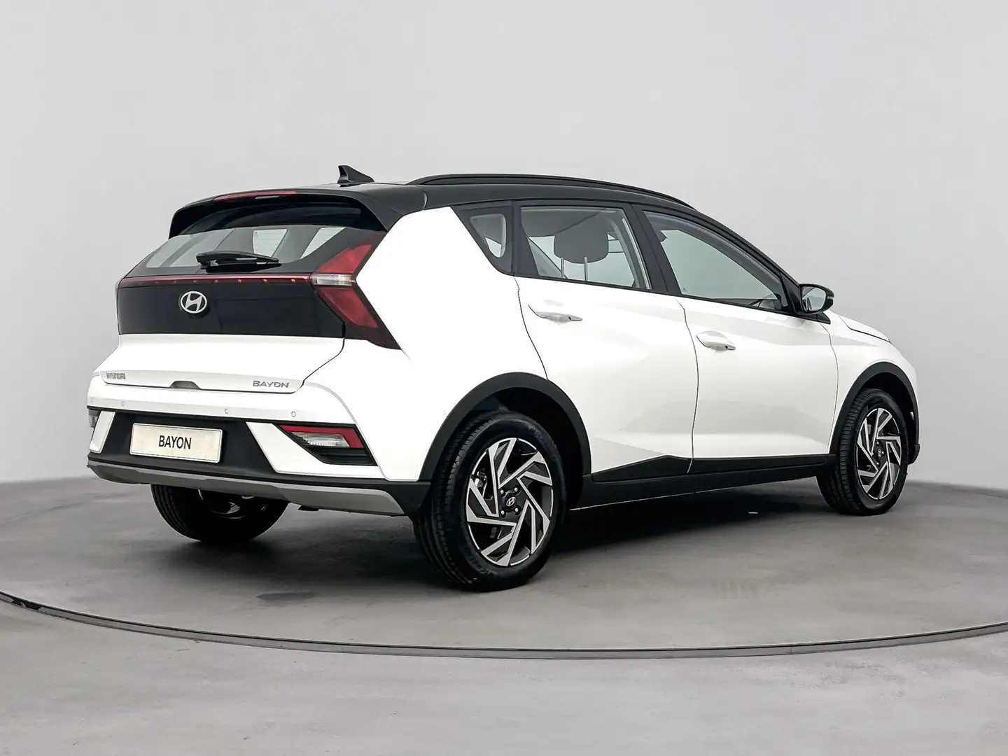 Hyundai BAYON 1.0 T-GDI Premium | Automaat | Nieuw | Snel leverb Wit - 2