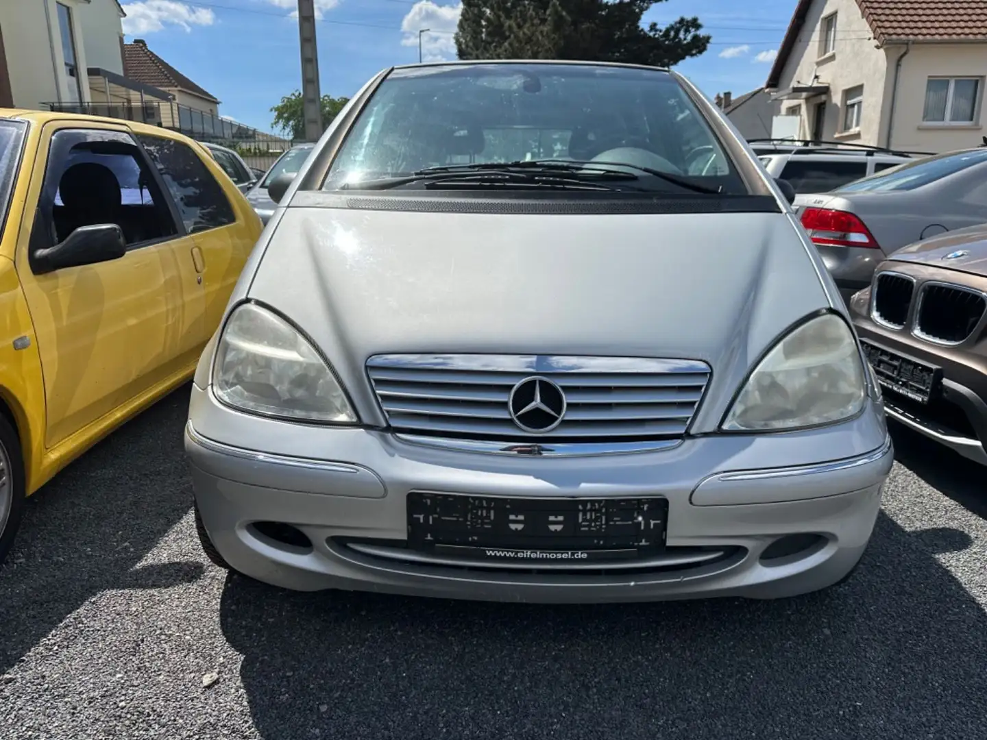Mercedes-Benz A 190 SITZHEIZUNG + SPORTSITZE + SCHIEBEDACH Silber - 2
