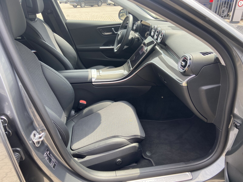 Mercedes-Benz C 180 C 180 T-Modell Avantgarde-Plus+AHK+RüKa+CarPlay+ — photo 14