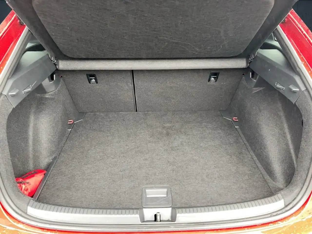 Volkswagen Taigo 1,0 TSI DSG Goal Navi LED SHZ ACC PDC 14