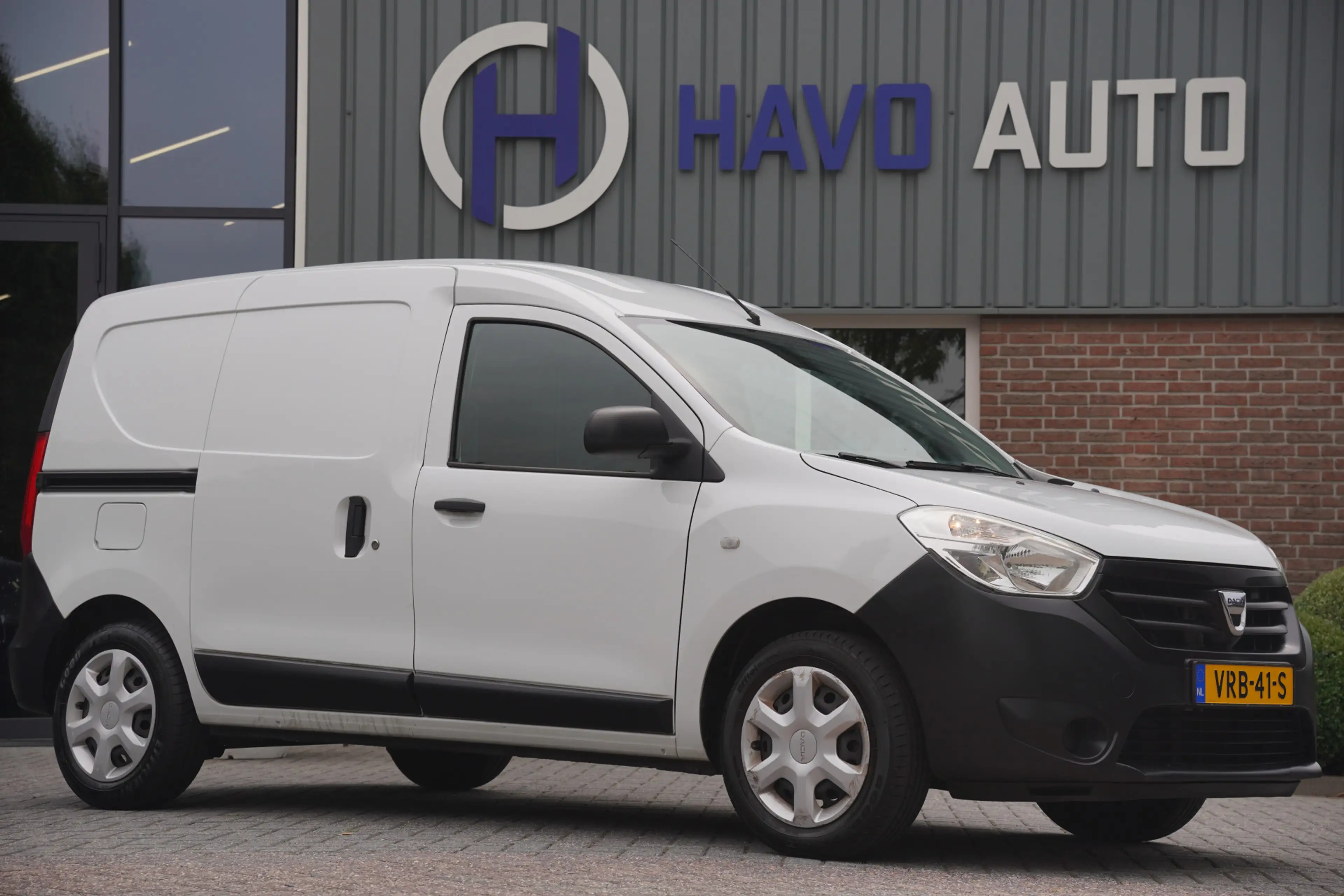 Dacia Dokker 1.6 MPI, AIRCO, TREKHAAK, BTW-VRIJ / MARGE