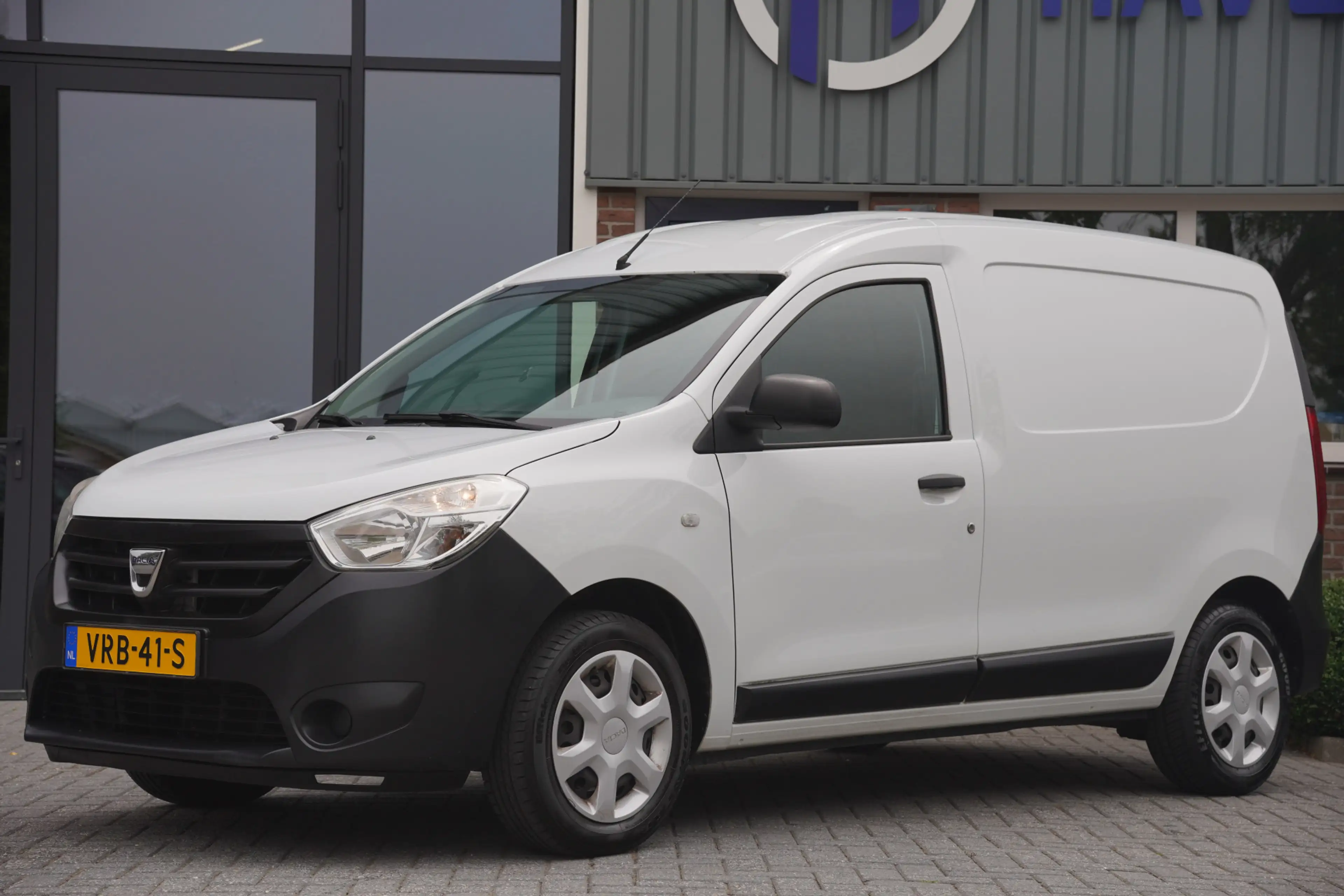 Dacia Dokker 1.6 MPI, AIRCO, TREKHAAK, BTW-VRIJ / MARGE — photo 2