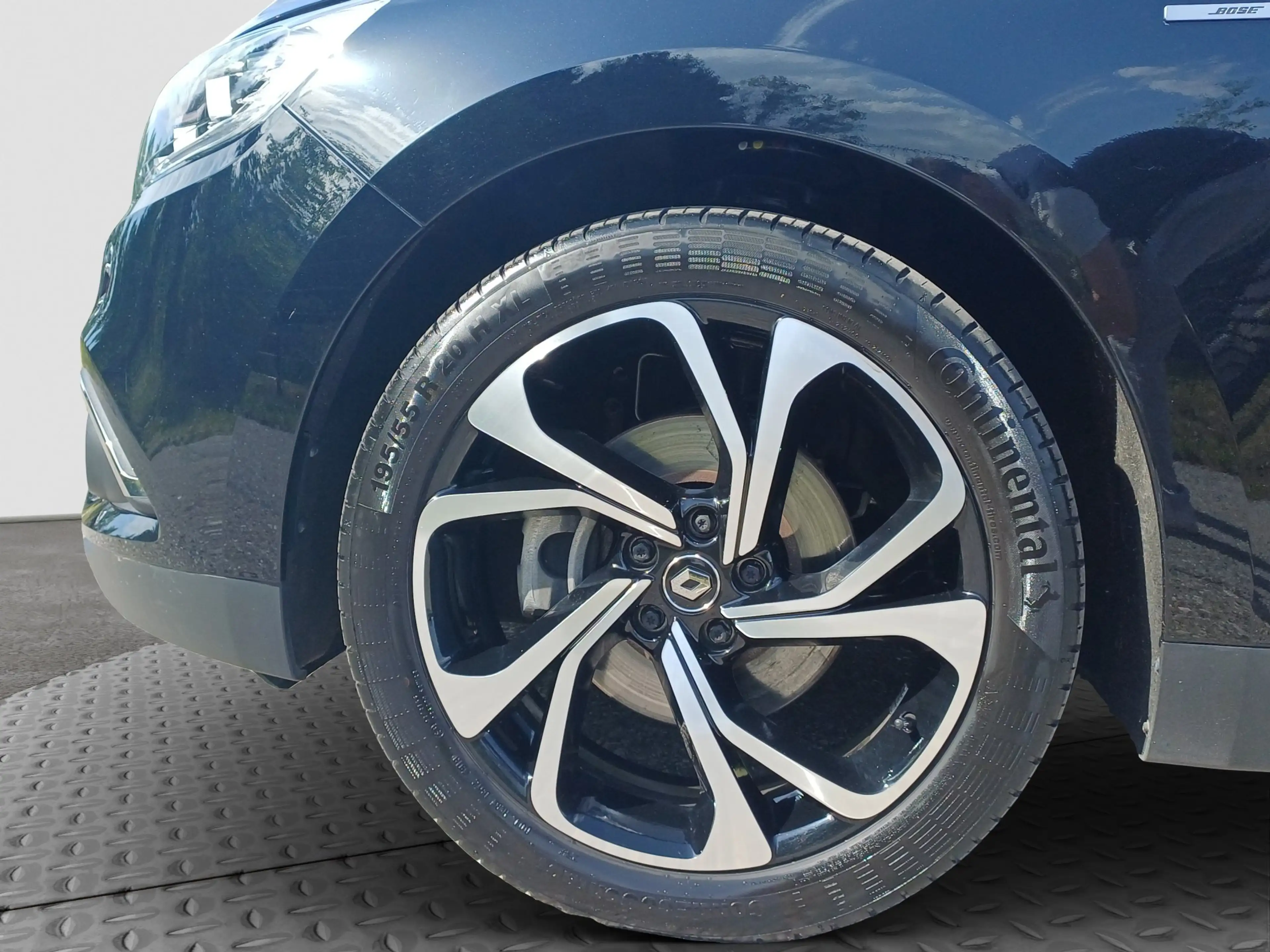 Renault Scenic IV 1.7 BLUE dCi 120 - Grand BOSE Edition — photo 15