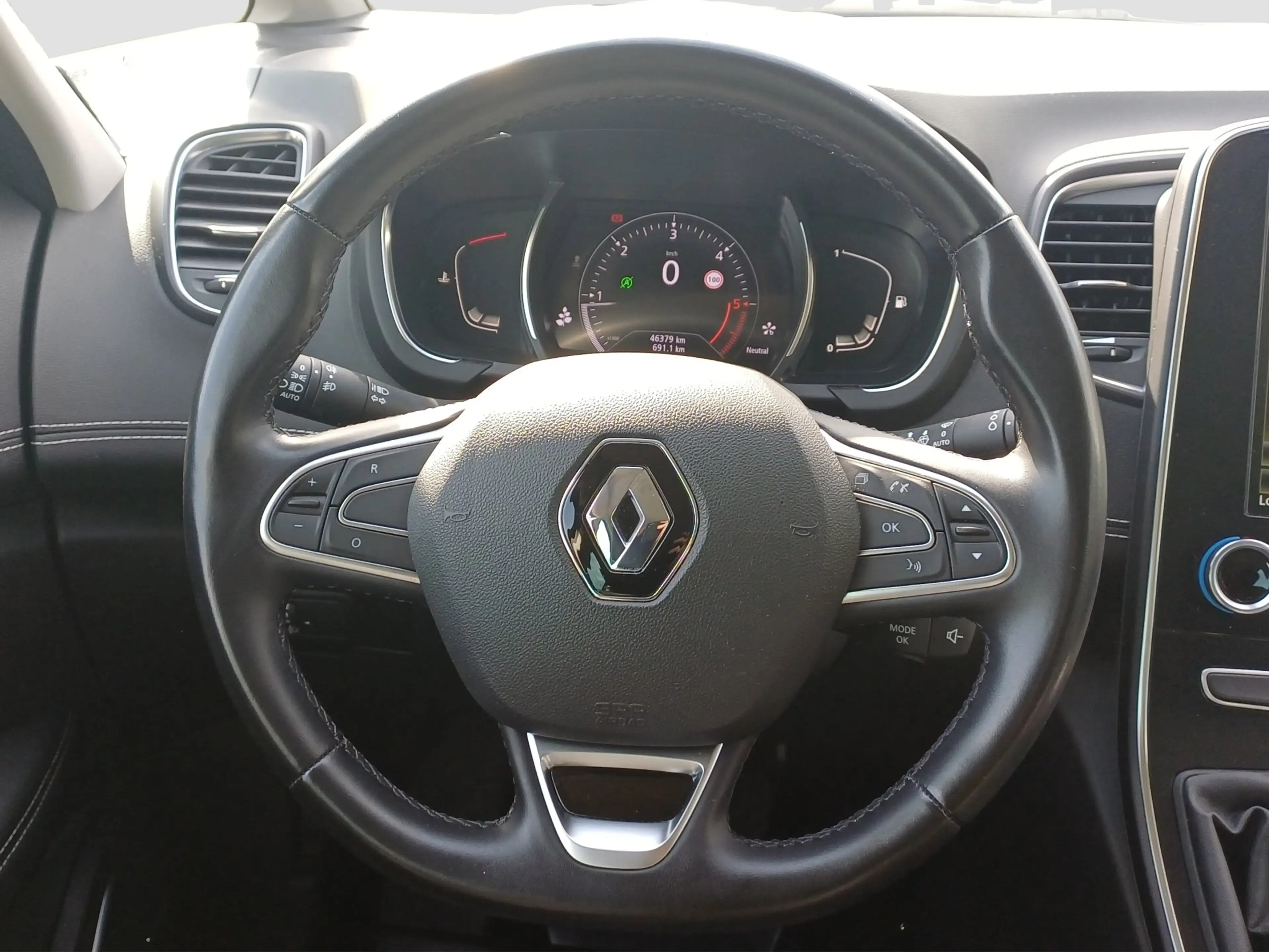 Renault Scenic IV 1.7 BLUE dCi 120 - Grand BOSE Edition — photo 8