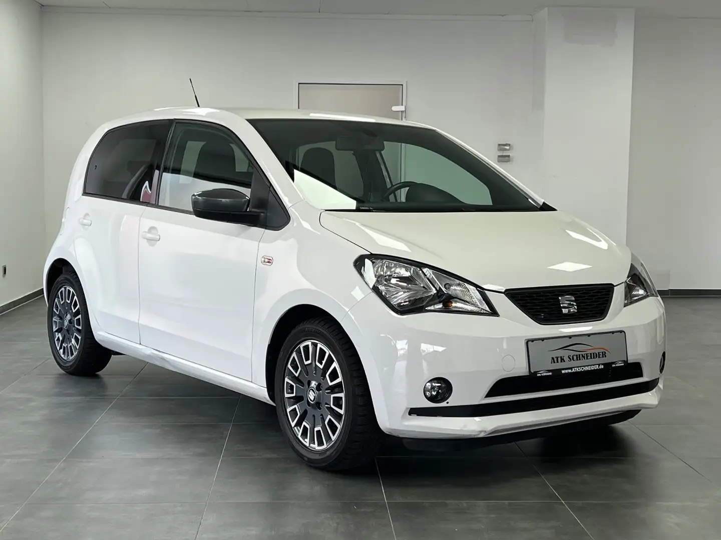 SEAT Mii Chic/ALU/KLIMA/PDC/BLUETHOOT/START-STOP/RDKS Blanc - 1