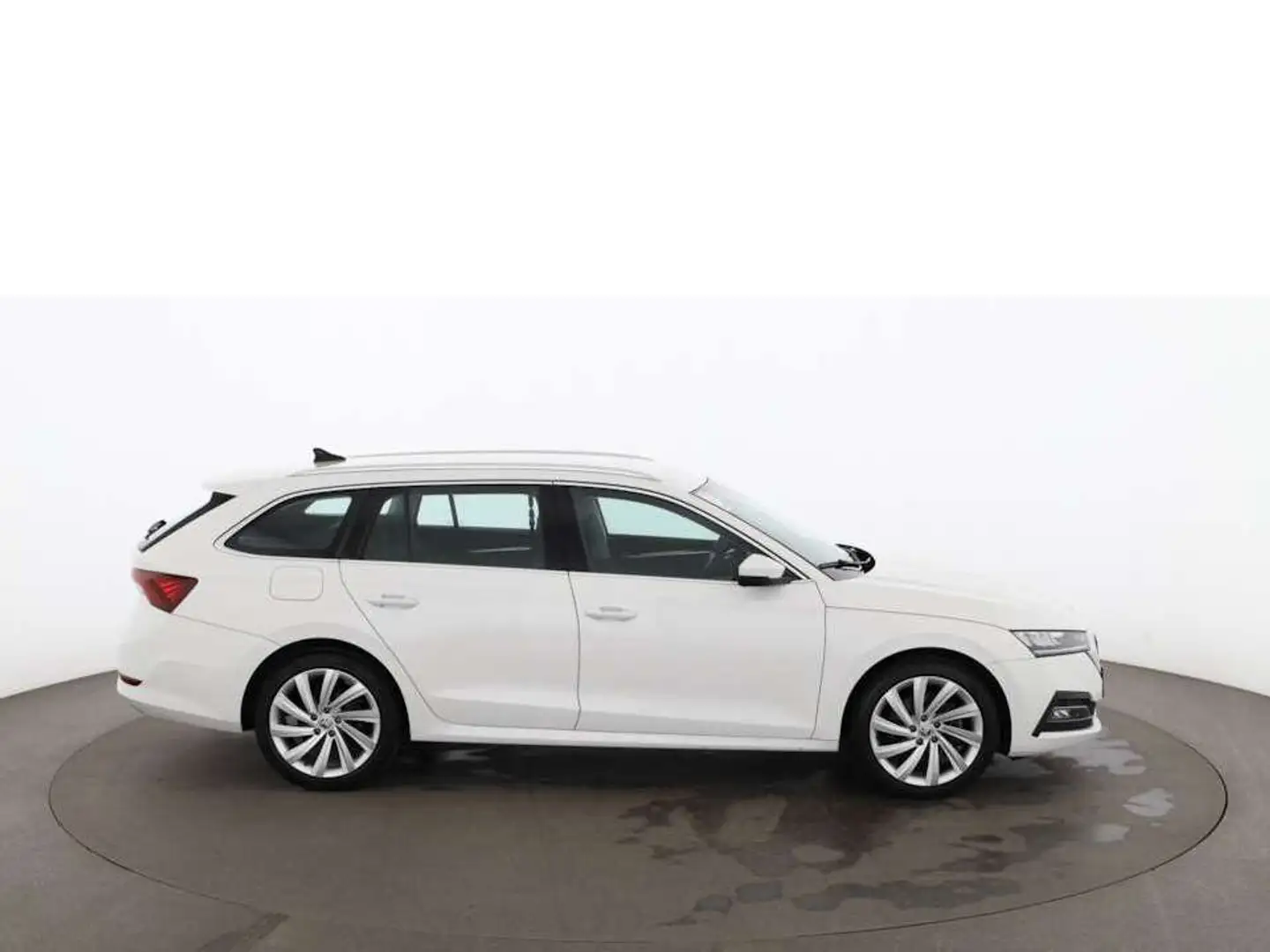 Skoda Octavia Combi 1.4 TSI Style iV Aut LED RADAR AHK Blanc - 2
