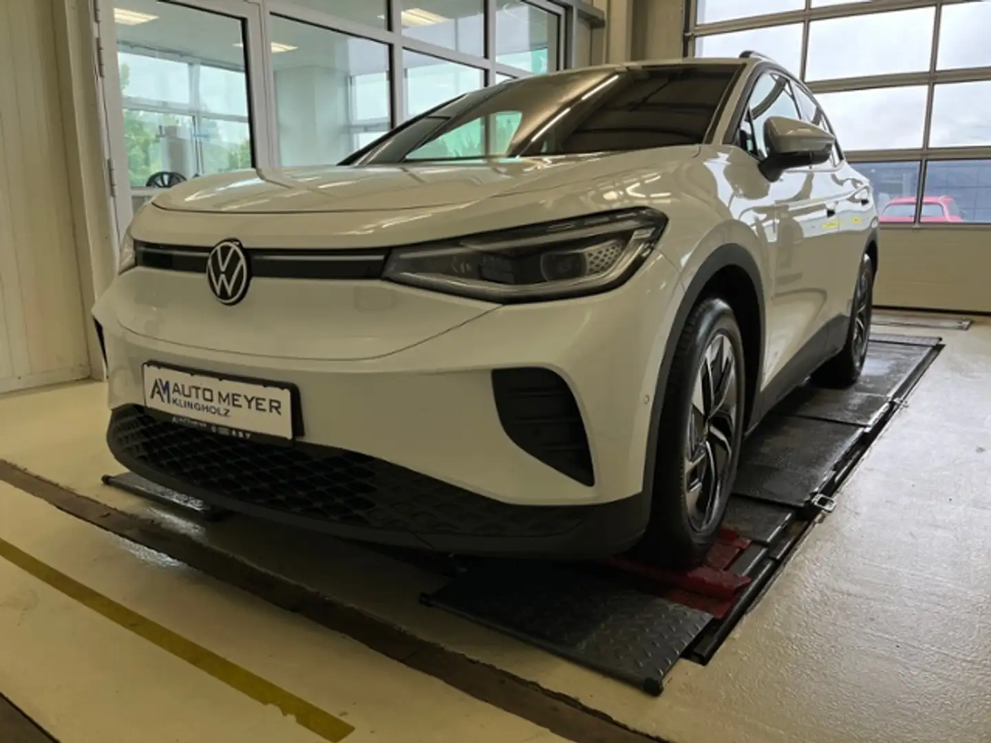 Volkswagen ID.4 Pro 285PS AHK Infotainment +Assistenzpaket Weiß - 2