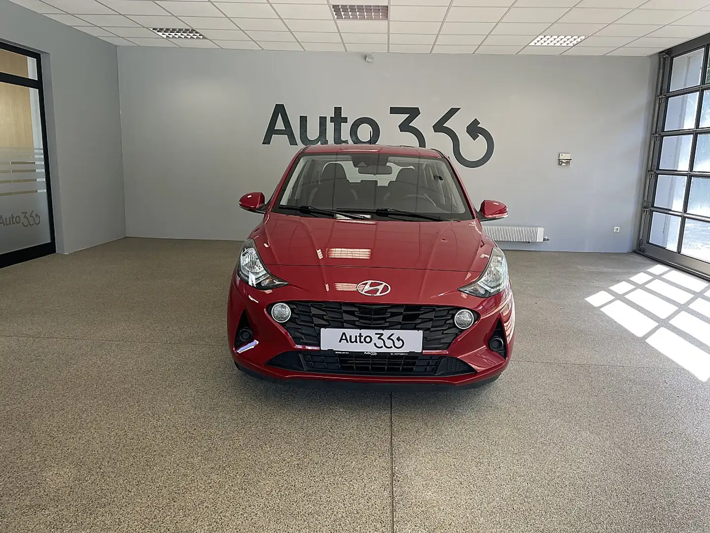 Hyundai i10 1,0 Edition 30 Rot - 1