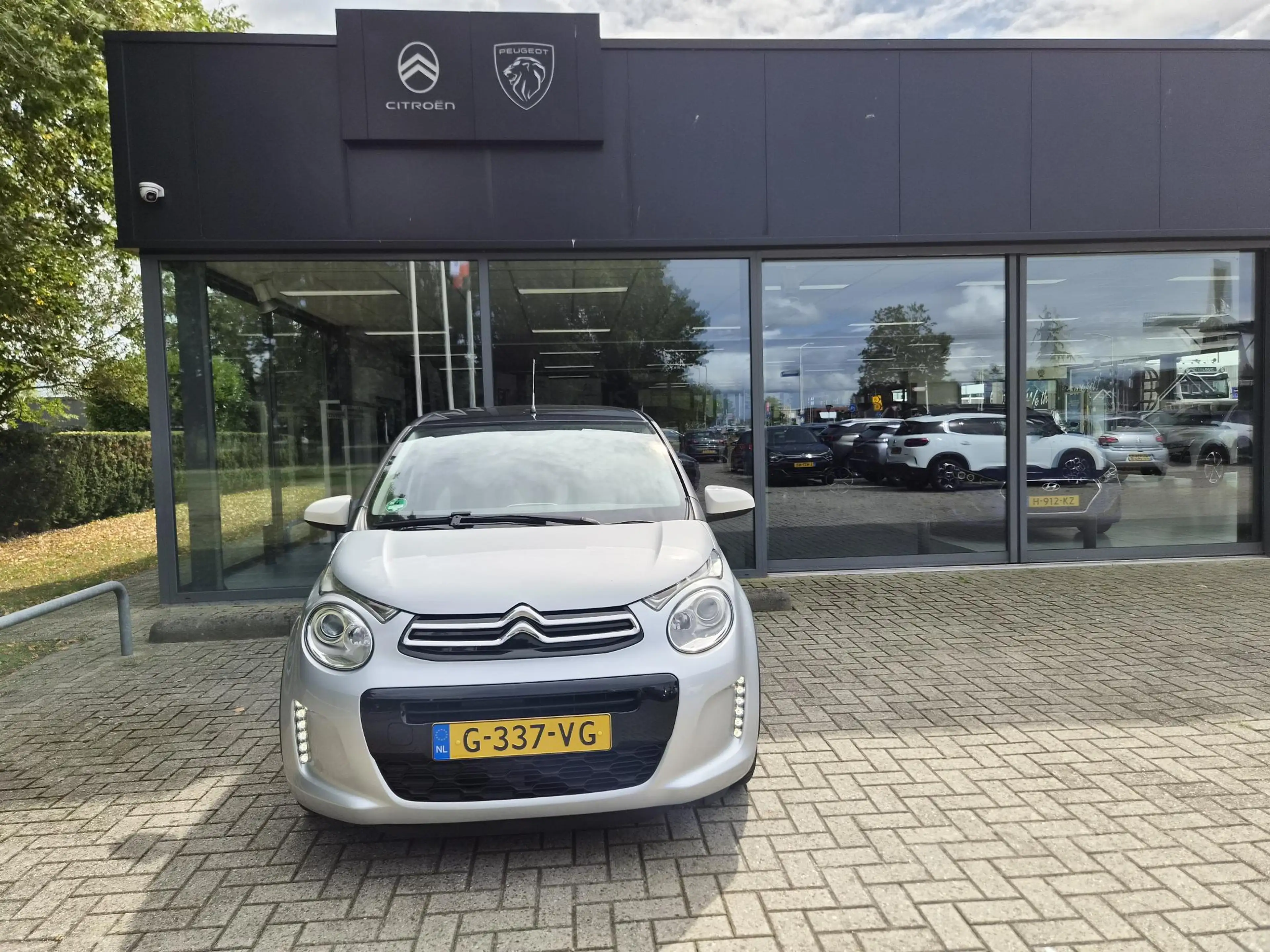 Citroen C1 1.0 VTi Urban Ride — photo 2