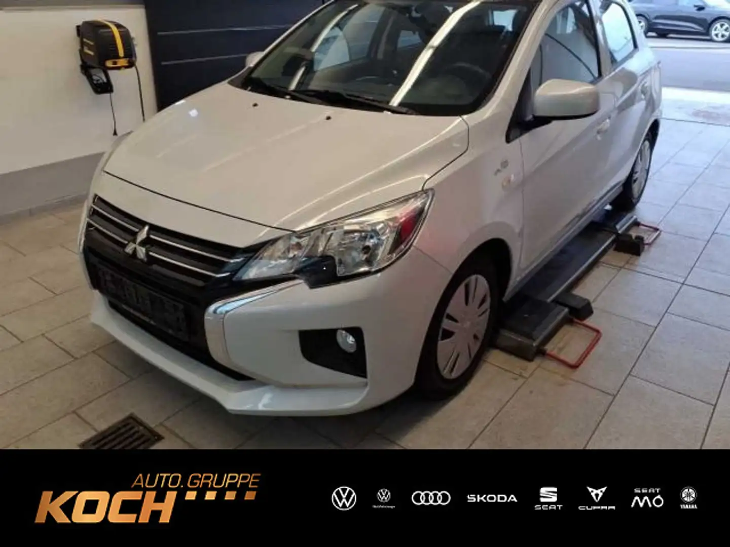 Mitsubishi Space Star 1.2 Select Weiß - 1