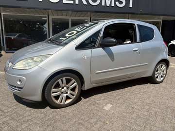 1.3 incl jaar APK AIRCO CV LM VELGEN