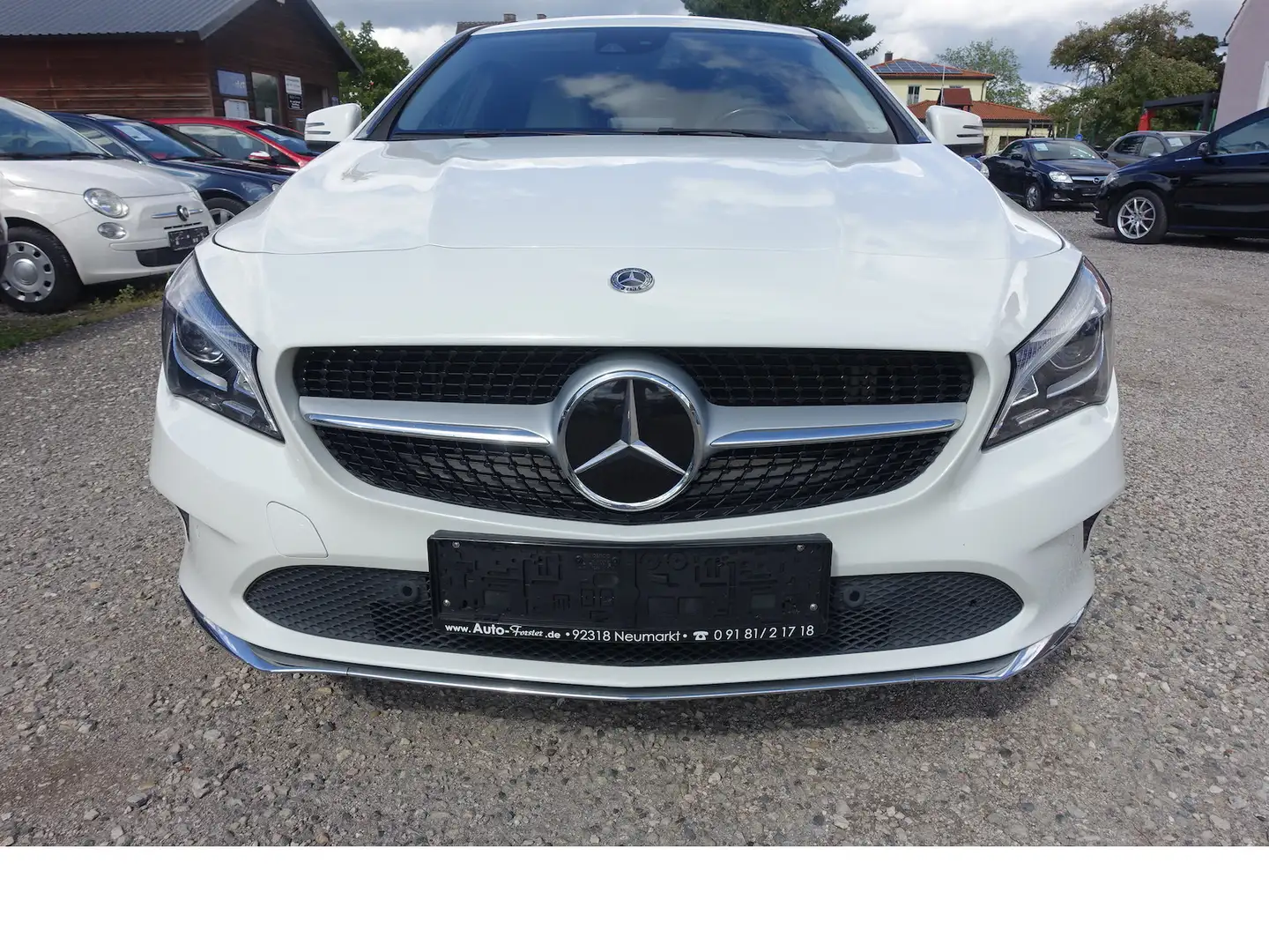 Mercedes-Benz CLA 200 Urban Navi PDC 8x Alu PDC Standh. Weiß - 2