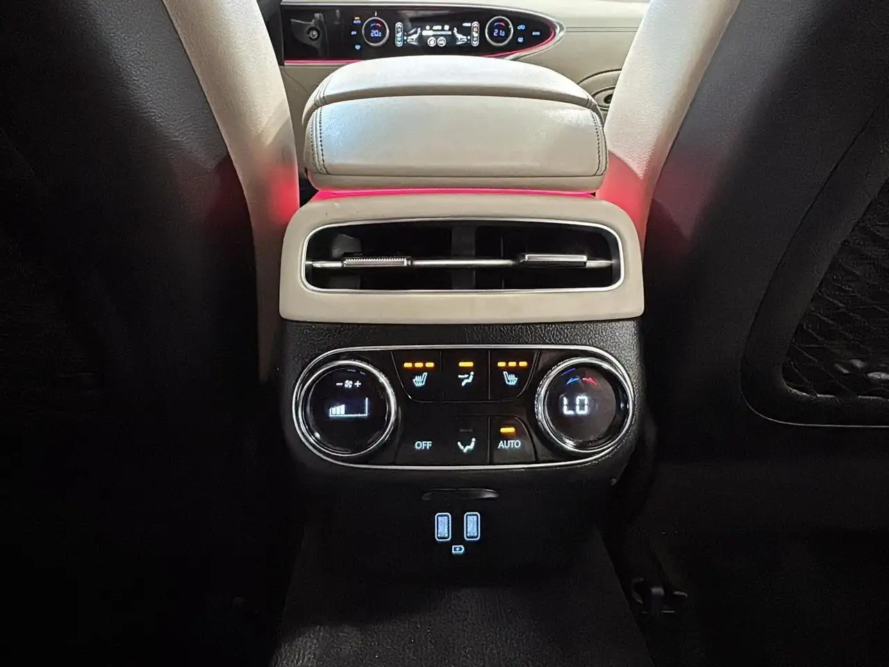 Genesis GV70 снимка Genesis GV70