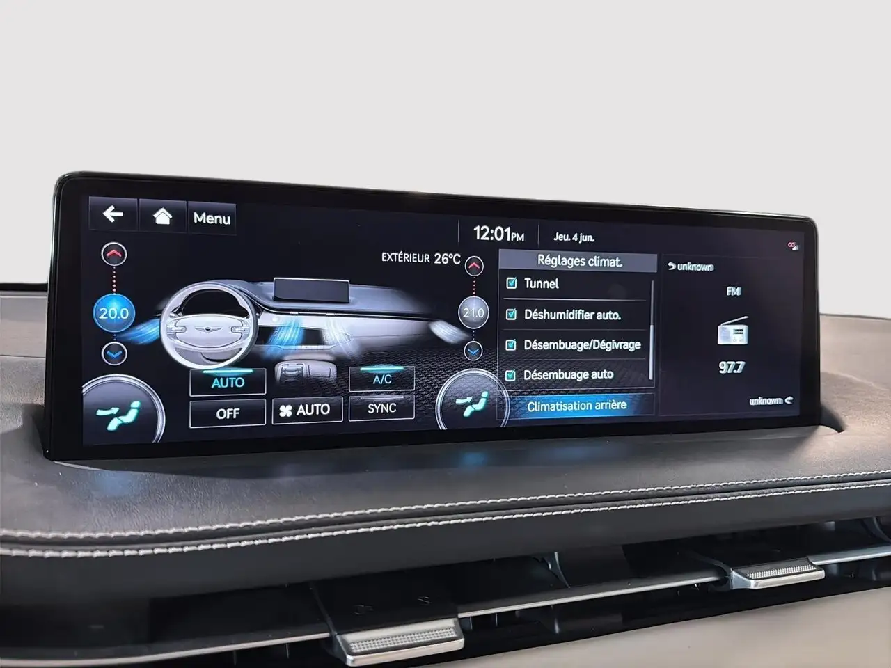 Genesis GV70 снимка Genesis GV70