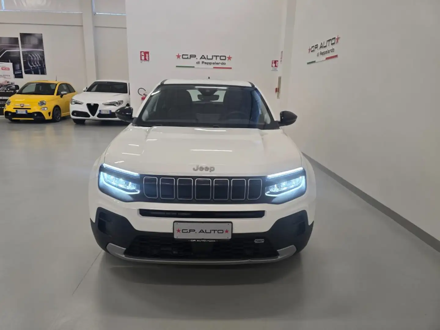 Jeep Avenger 1.2 Turbo 100 CV Altitude Bianco - 2