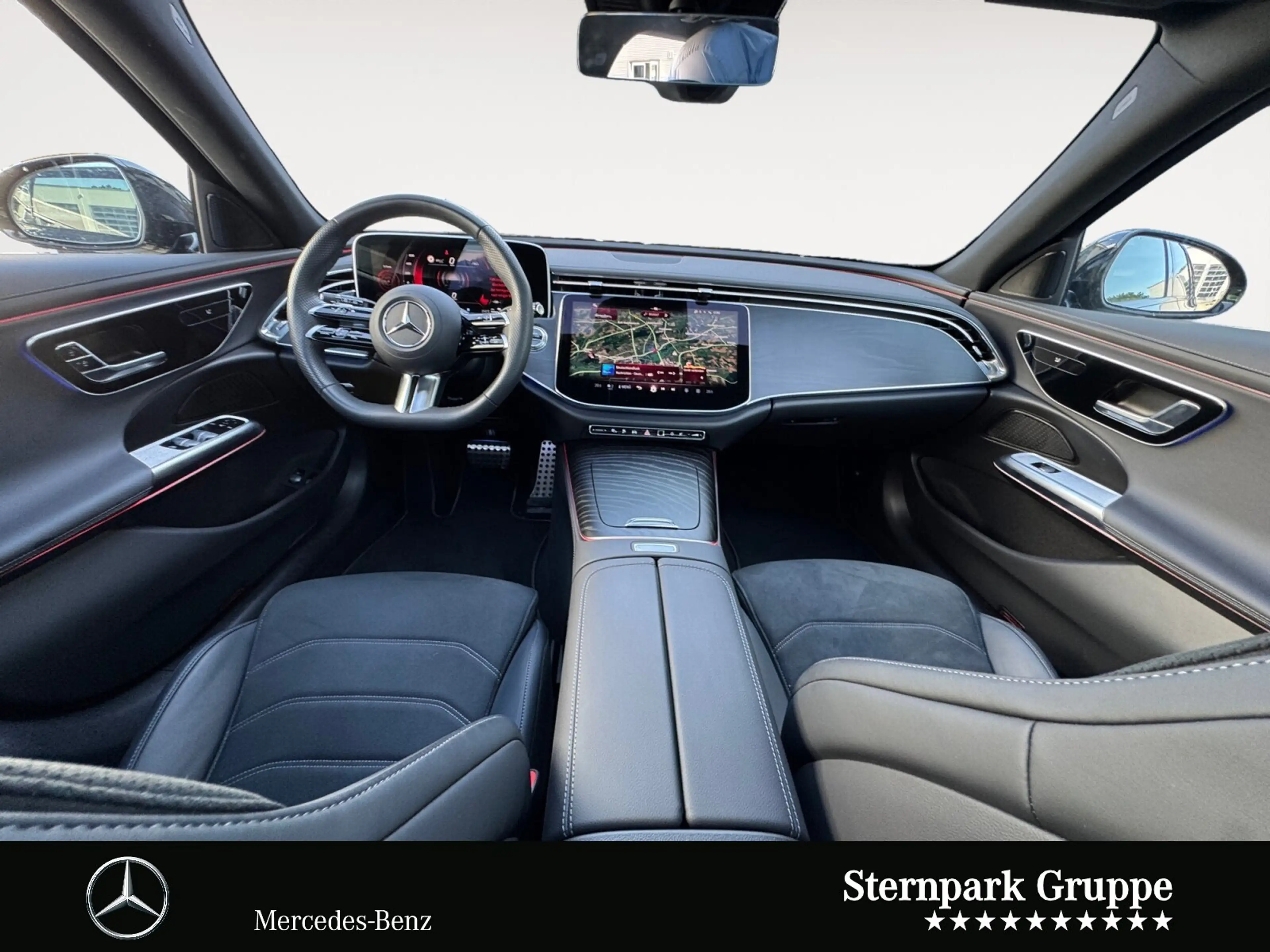 Mercedes-Benz E 300 E 300 e T 'AMG — photo 10
