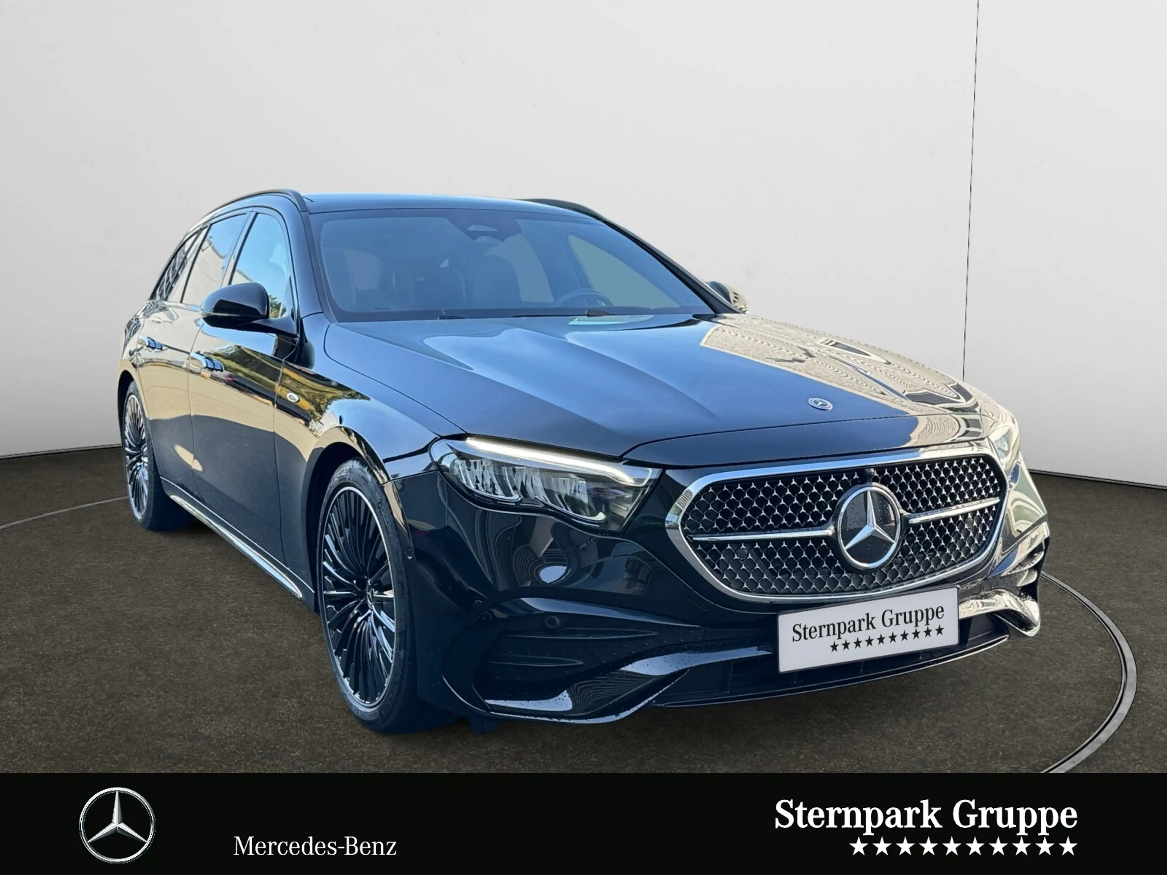 Mercedes-Benz E 300 E 300 e T 'AMG — photo 7