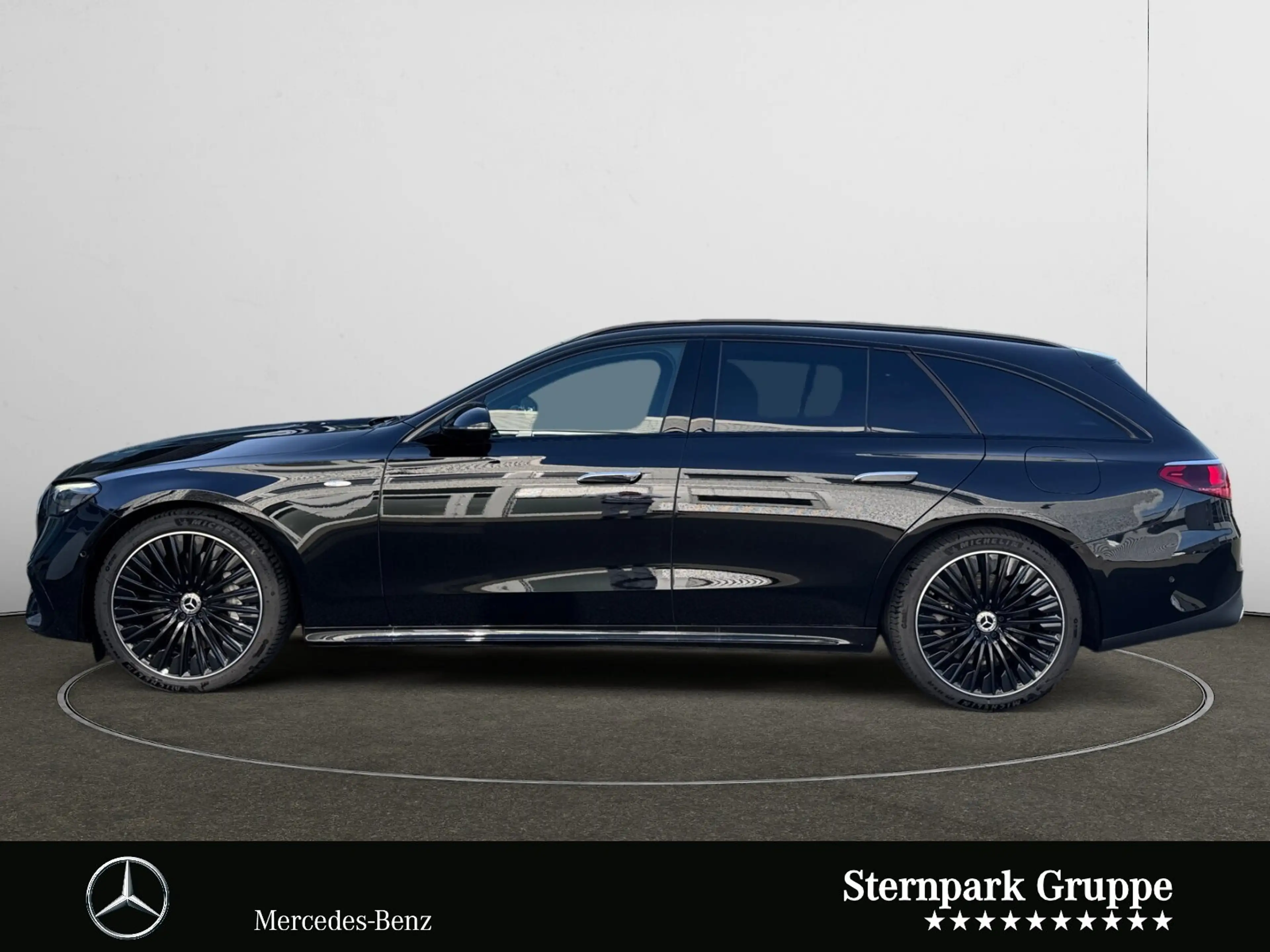 Mercedes-Benz E 300 E 300 e T 'AMG — photo 2