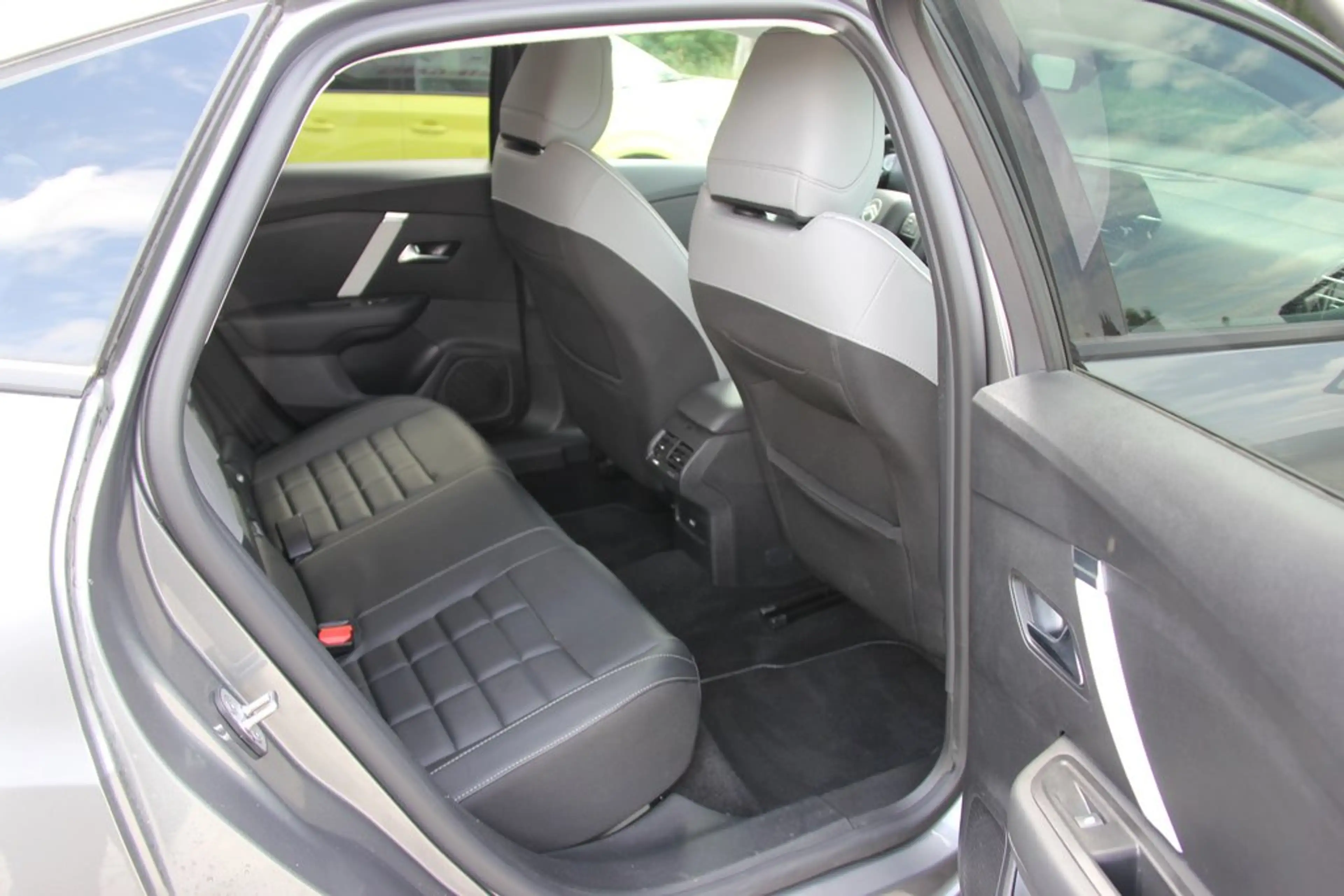 Citroen C4 X MAX LED CAM 18 ZOLL TEILLEDER ADAPTempom — photo 7