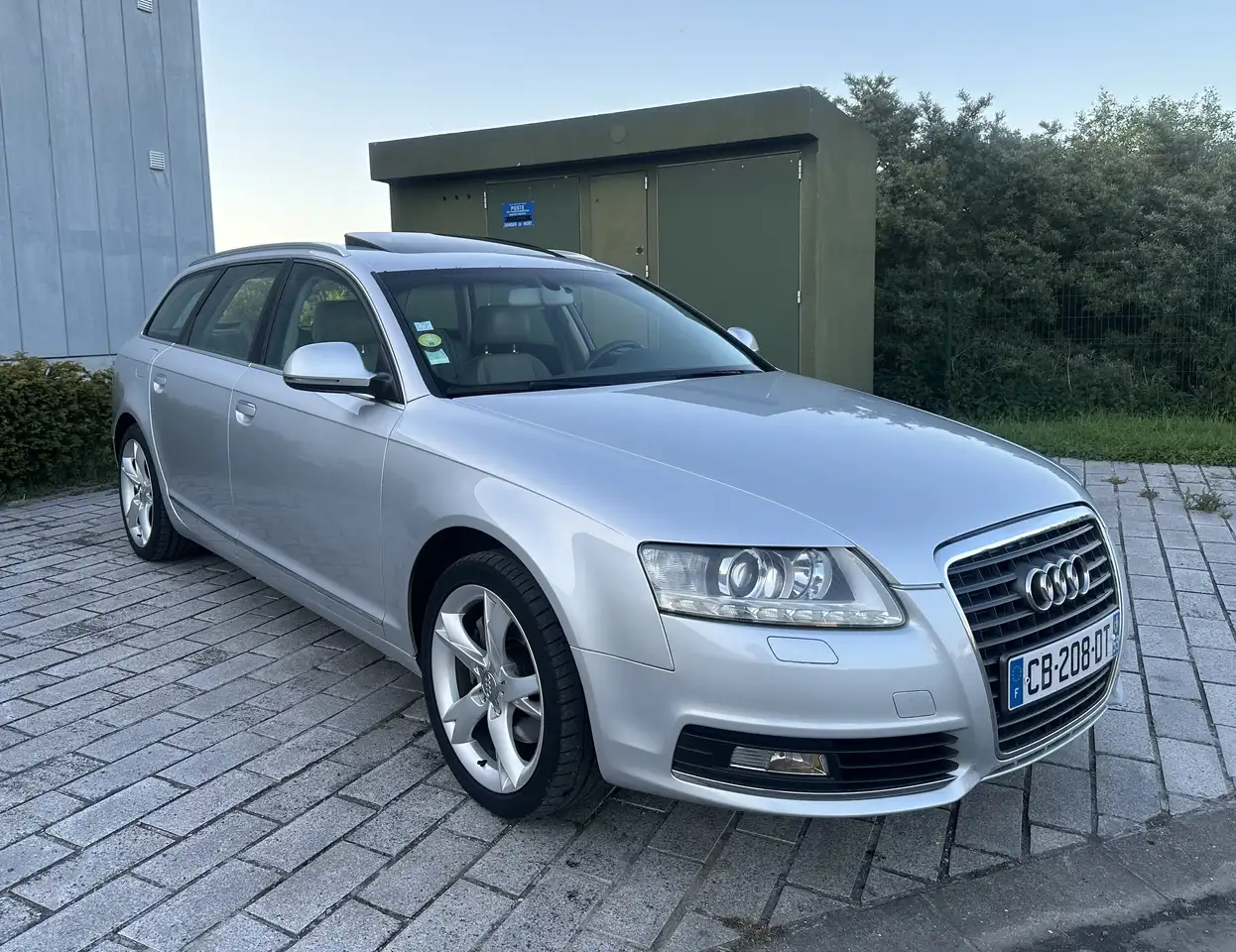 Audi A6 Avant V6 2.7 TDI DPF 190 Ambiente