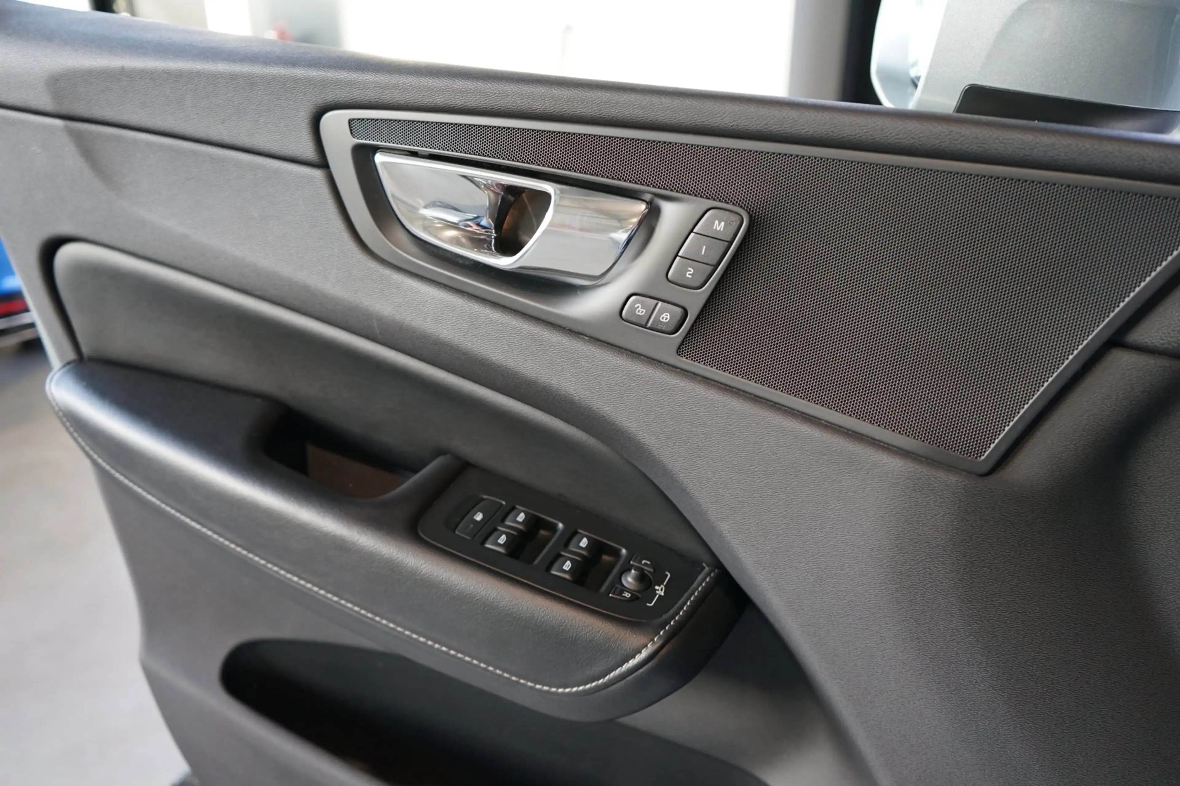 Volvo XC60 2.0 T5 AWD Inscription LUCHTVERING | STOELKOELING — photo 14
