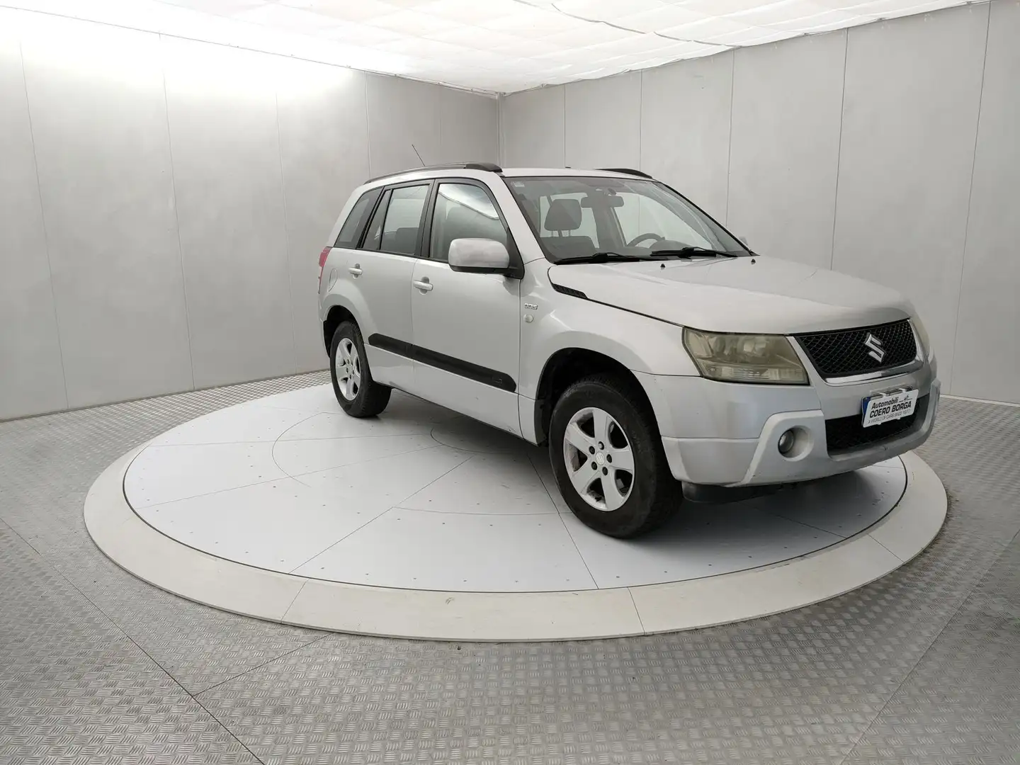 Suzuki Grand Vitara Grand Vitara 1.9 DDiS 5 porte Argento - 1