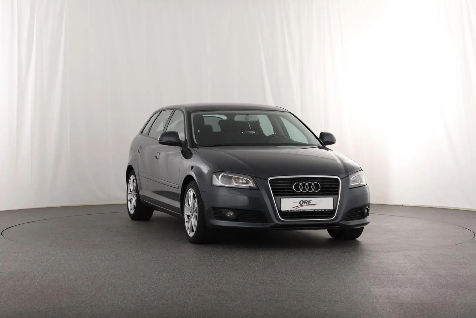 Audi A3 Sportback 1.4 TFSI Ambition XENON+ TEMPOMAT KLIMA Grijs - 2