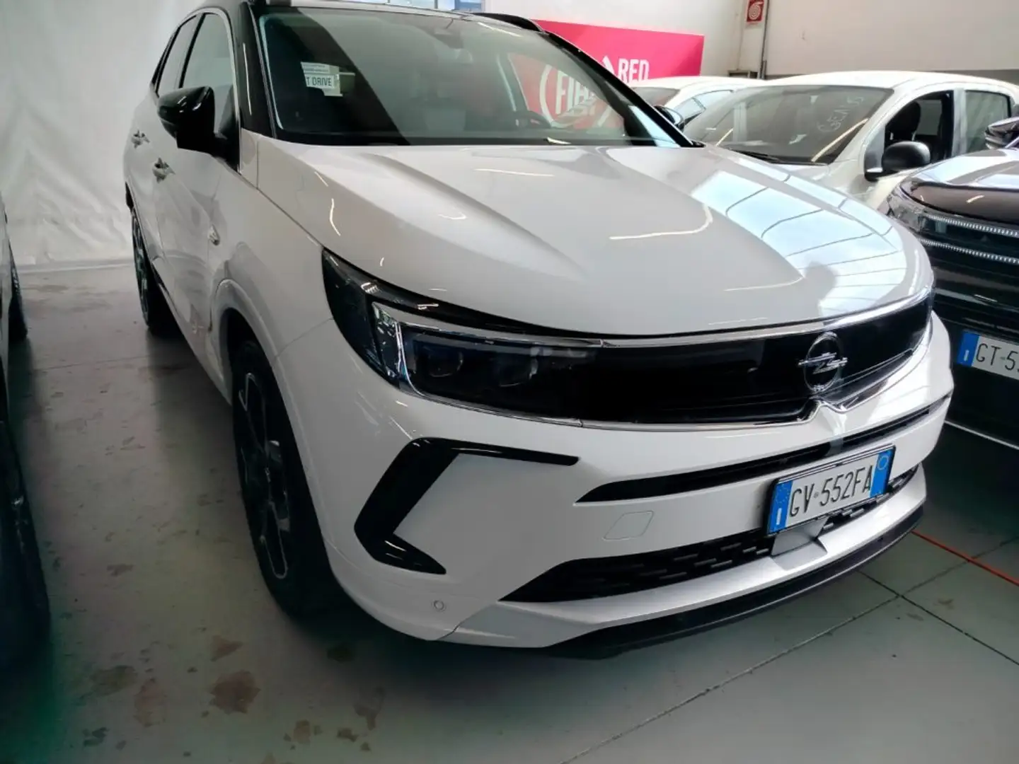 Opel Grandland 1.5 diesel Ecotec aut. Ultimate Bianco - 2