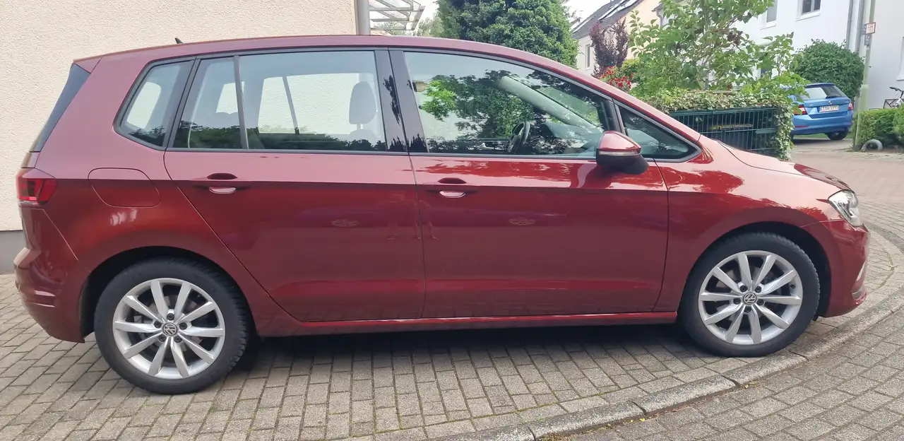 Volkswagen Golf Sportsvan