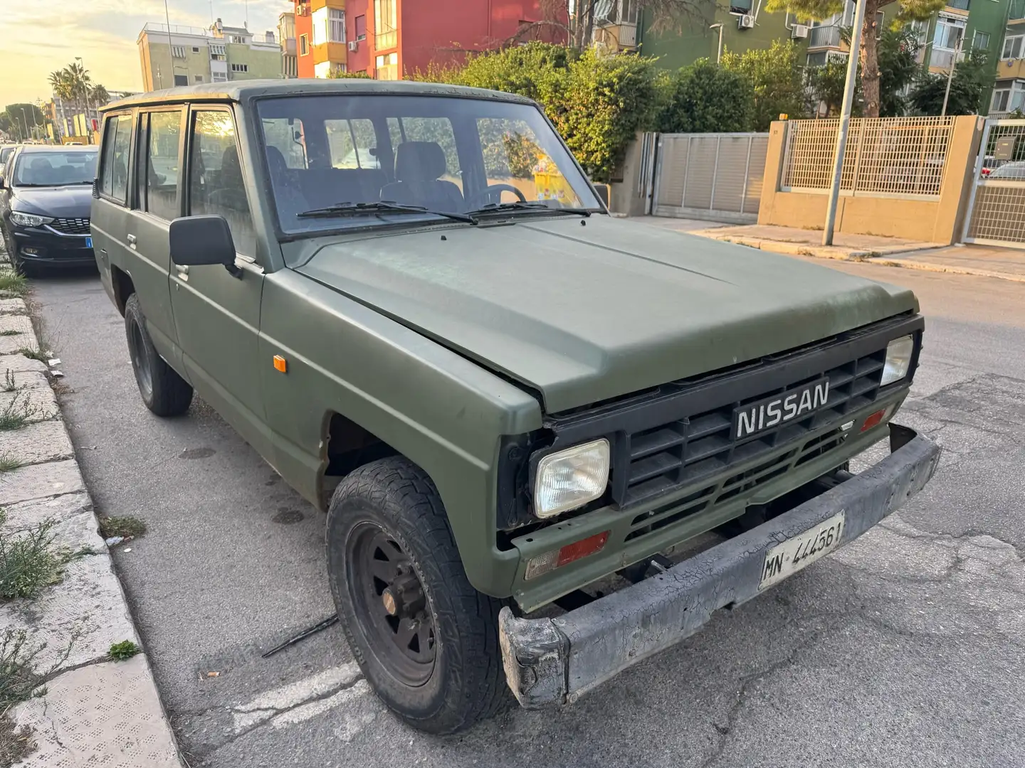 Nissan Patrol TR 3.3d  7 posti Verde - 2