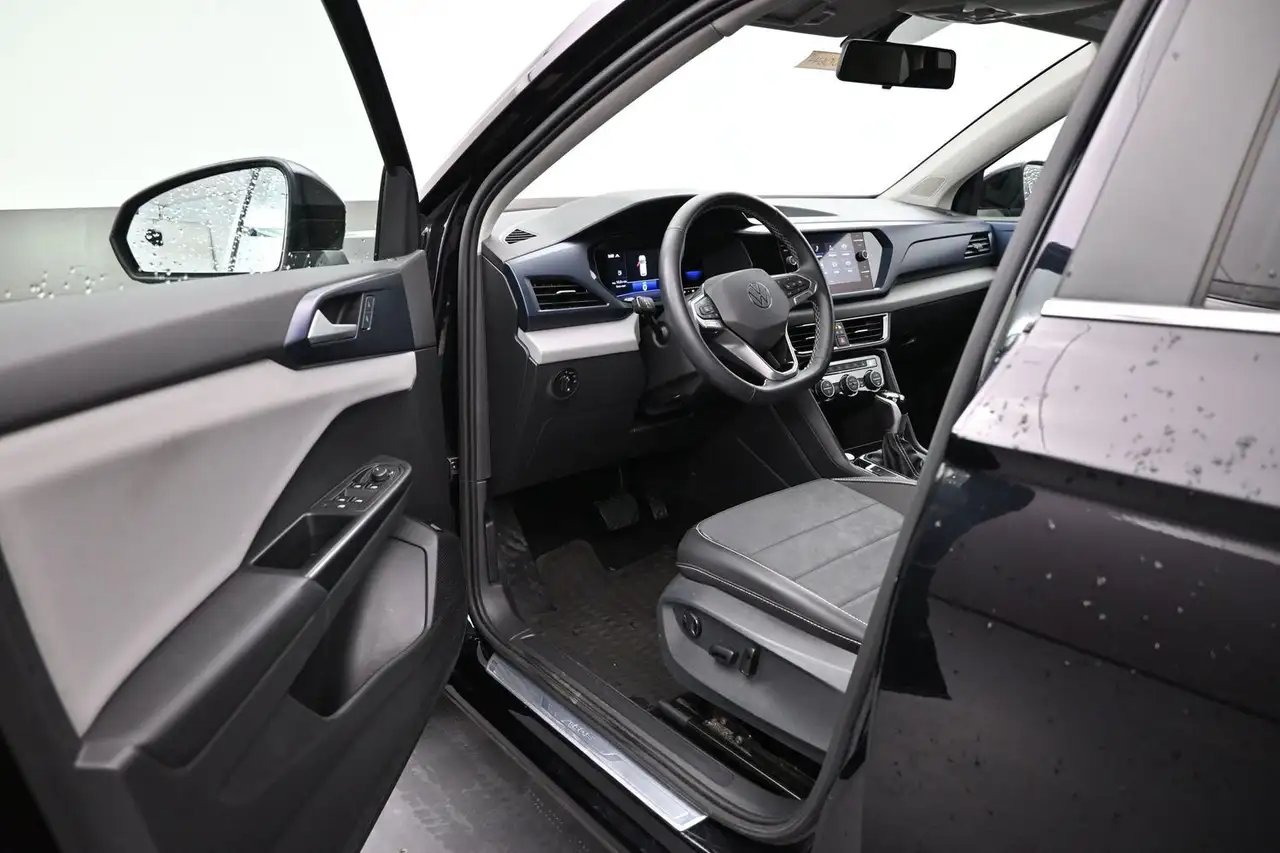 Volkswagen Taos снимка Volkswagen Taos