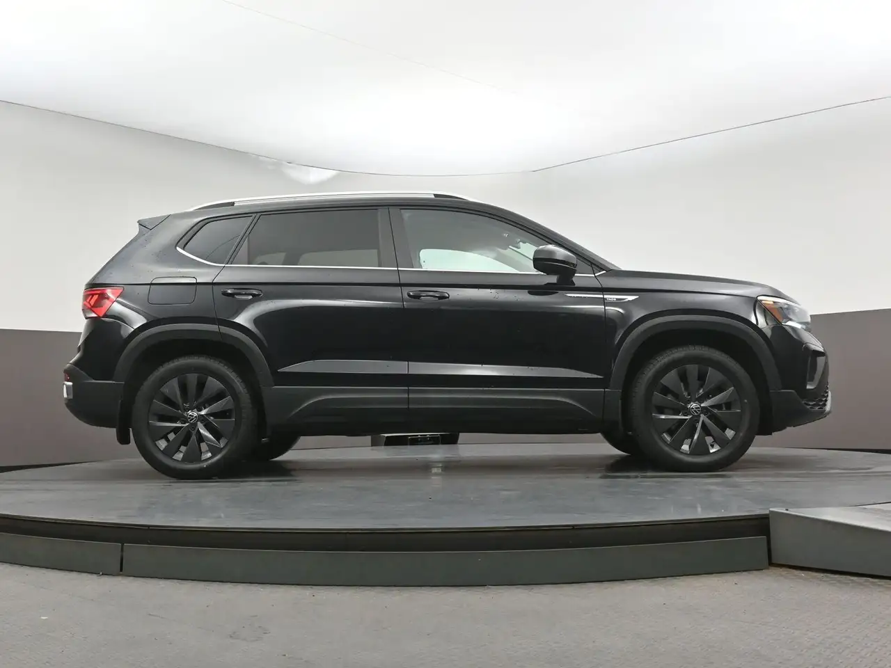 Volkswagen Taos снимка Volkswagen Taos