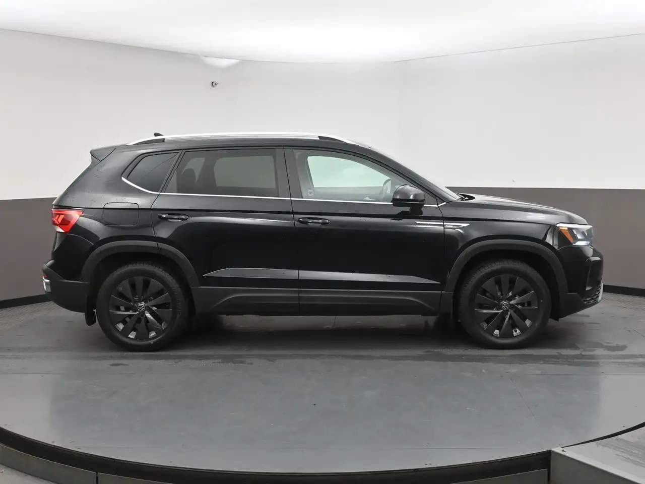 Volkswagen Taos снимка Volkswagen Taos