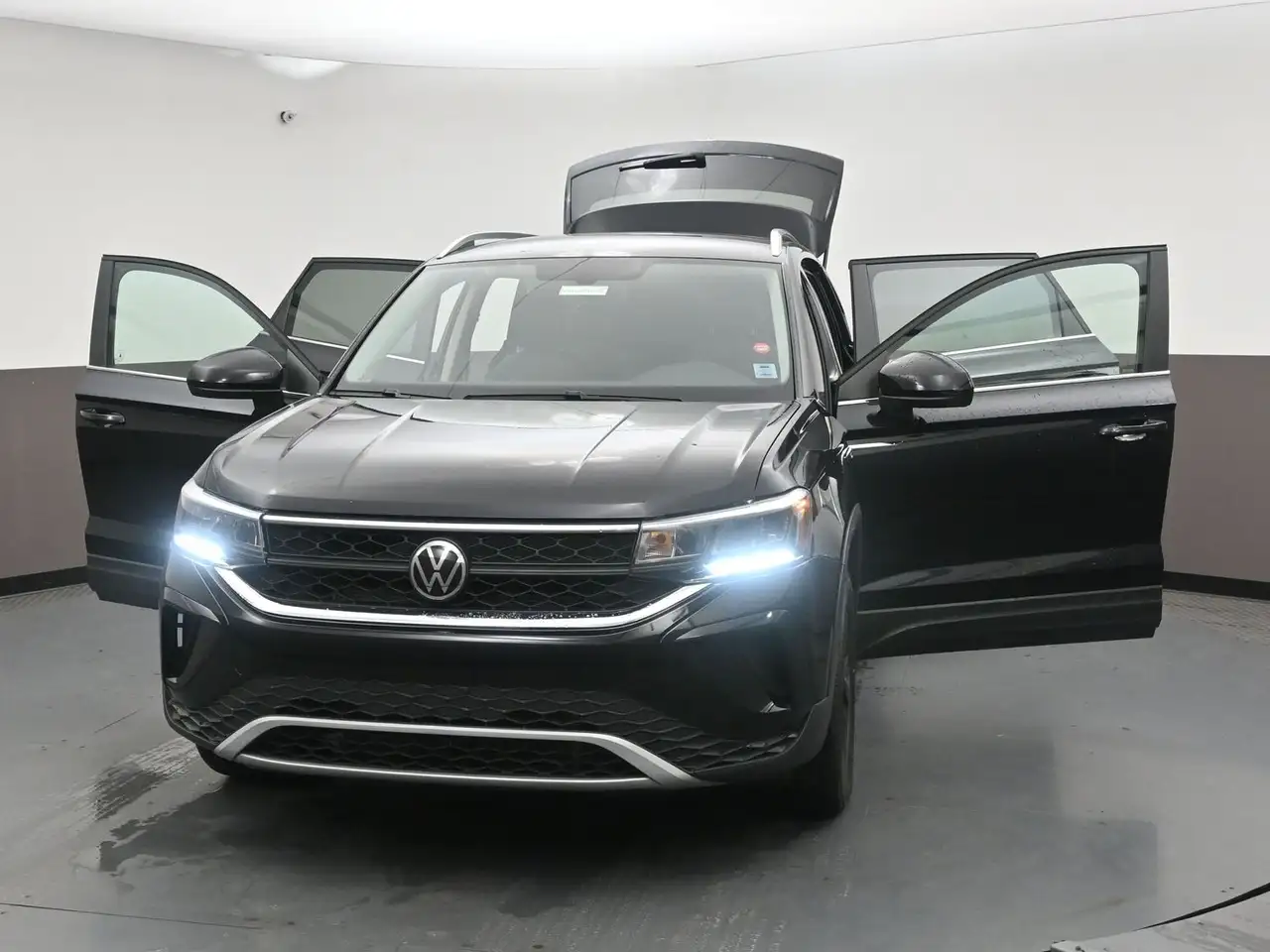 Volkswagen Taos снимка Volkswagen Taos