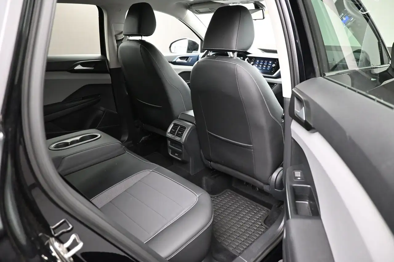 Volkswagen Taos снимка Volkswagen Taos