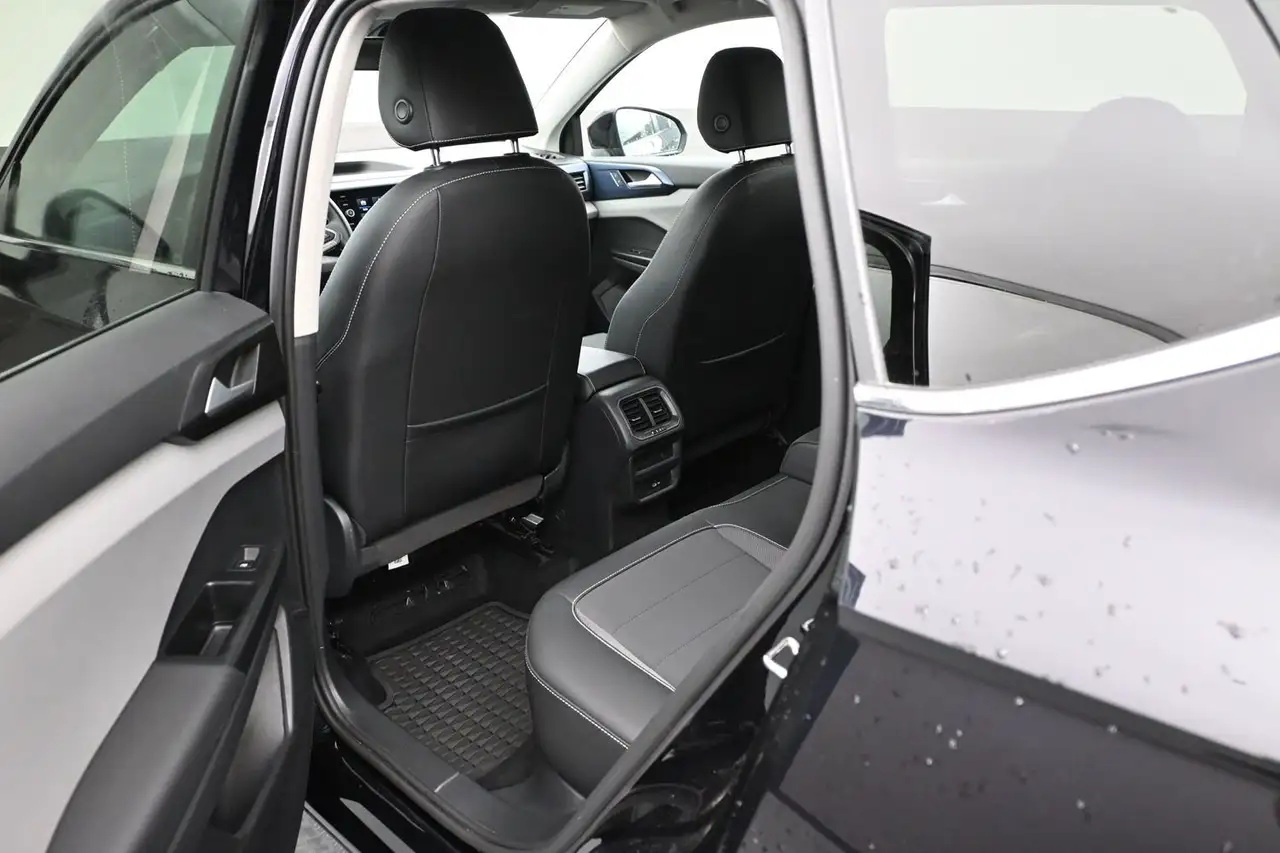 Volkswagen Taos снимка Volkswagen Taos