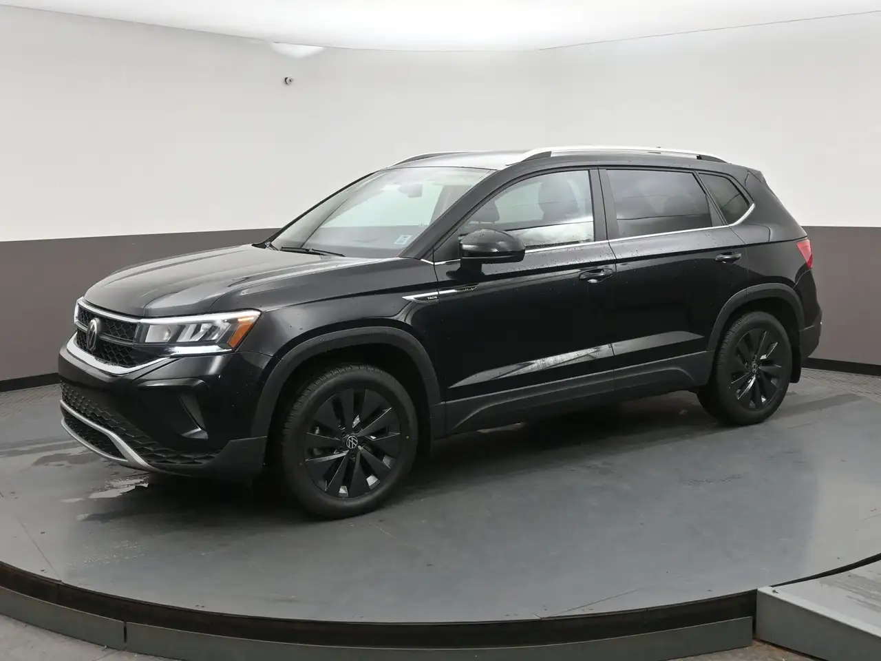 Volkswagen Taos снимка Volkswagen Taos