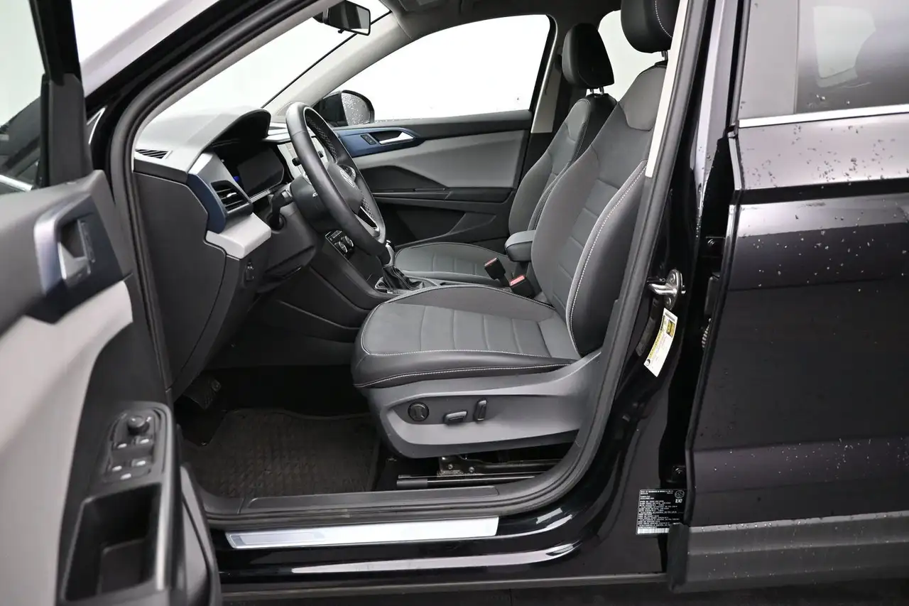 Volkswagen Taos снимка Volkswagen Taos