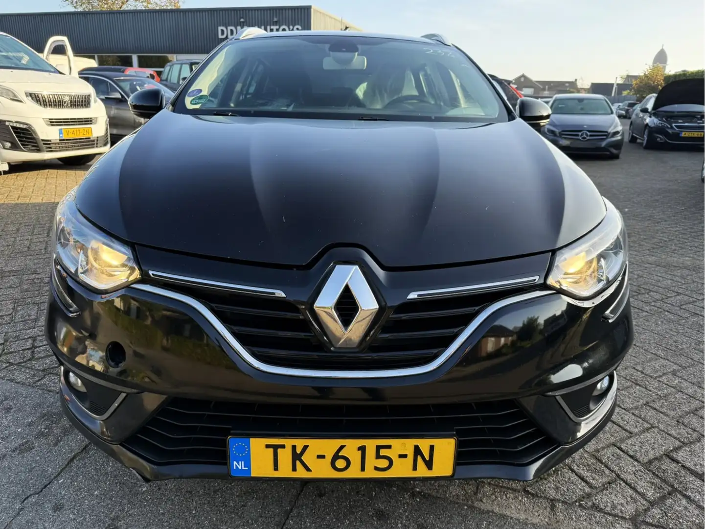 Renault Megane Estate 1.3 TCe 141pk Limited Navi/Climate/LED/Pdc/ Zwart - 2