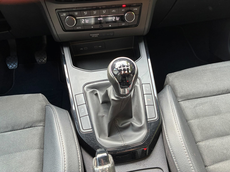 SEAT Arona 1.0 TSI Style Business Intense I Carplay I Camera — photo 11