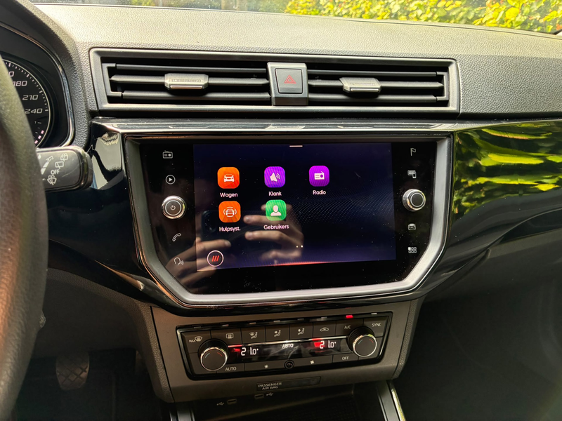 SEAT Arona 1.0 TSI Style Business Intense I Carplay I Camera — photo 14