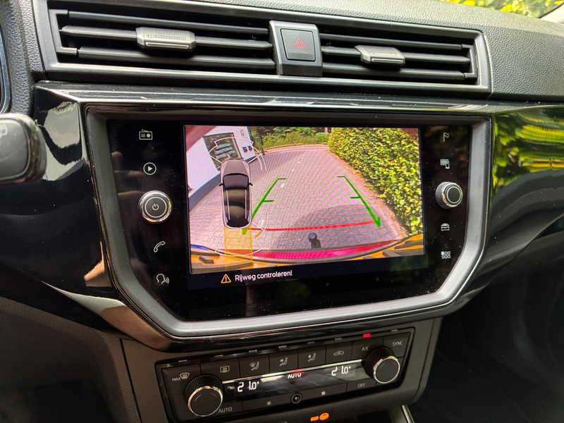 SEAT Arona 1.0 TSI Style Business Intense I Carplay I Camera — photo 15