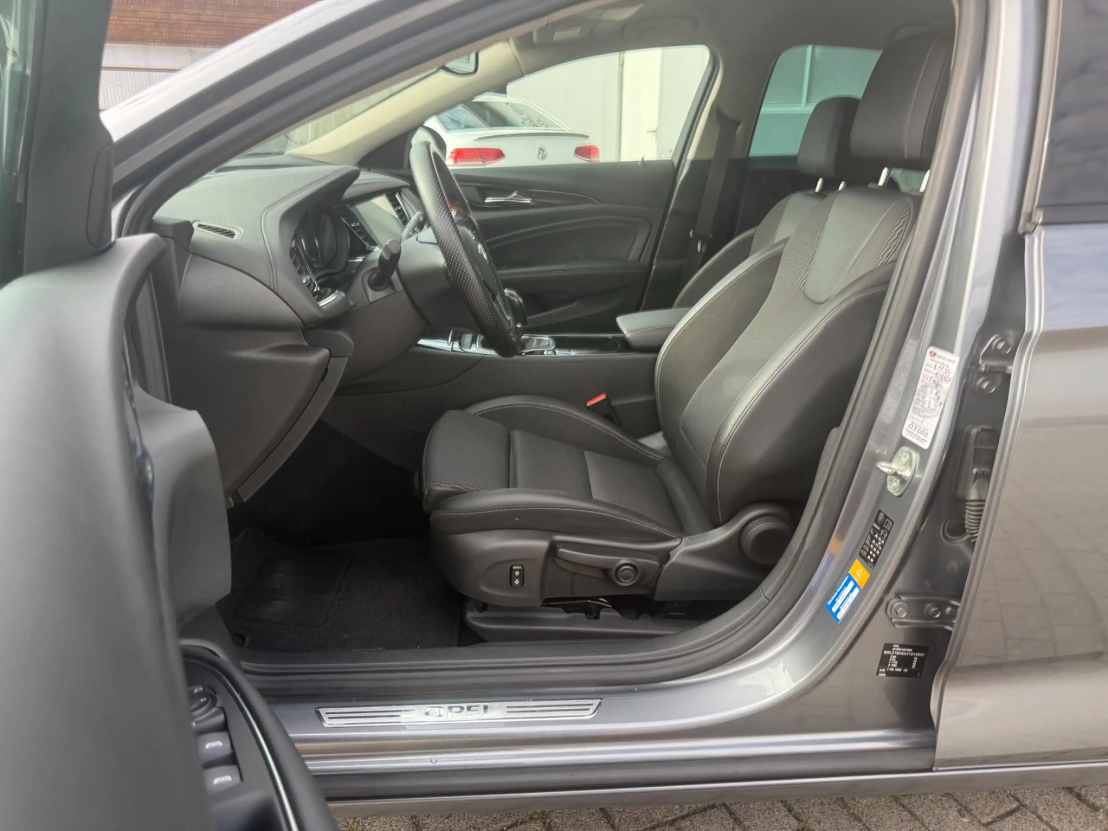 Opel Insignia B Business Innovation*RFK*SHZ*ACC — photo 11