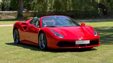488 3.9 V8 670ch Spider