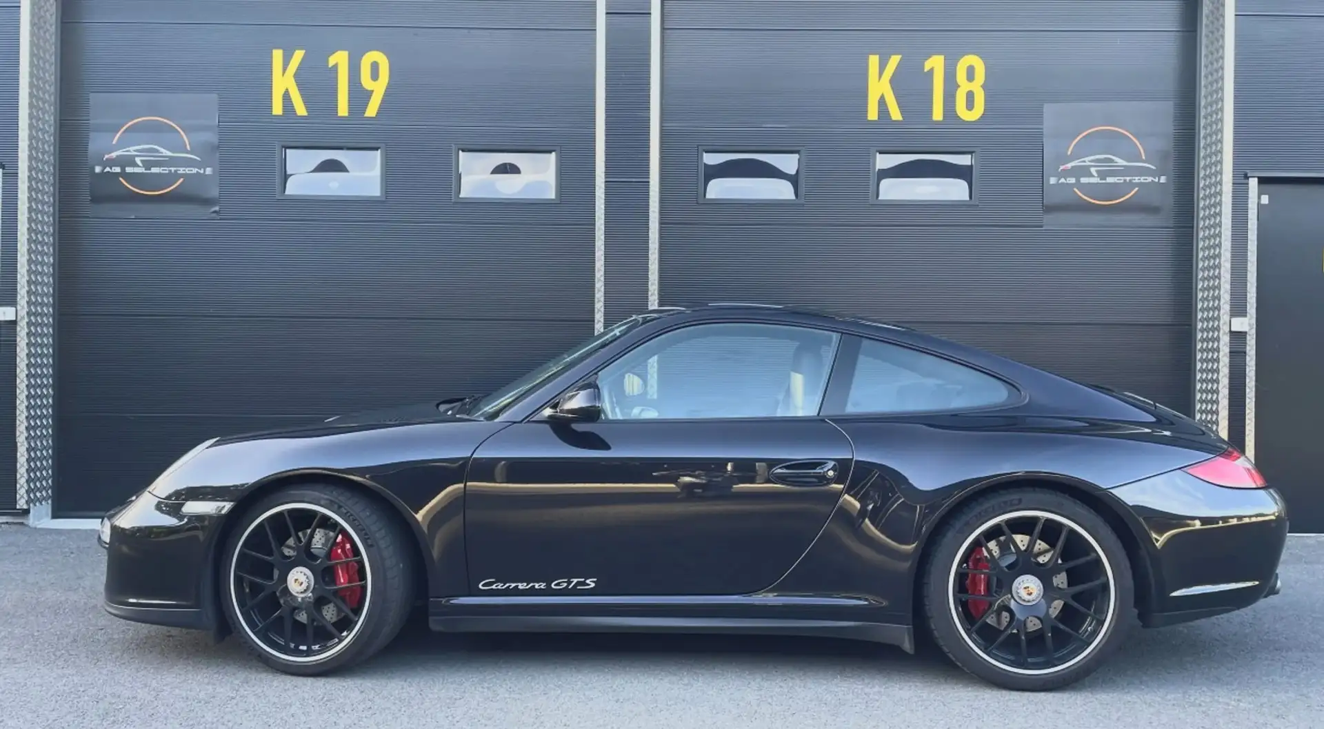 Porsche 911 Porsche 911 (997.2) GTS PDK – Carrera 2 – Noir / Cuir Noir - 2