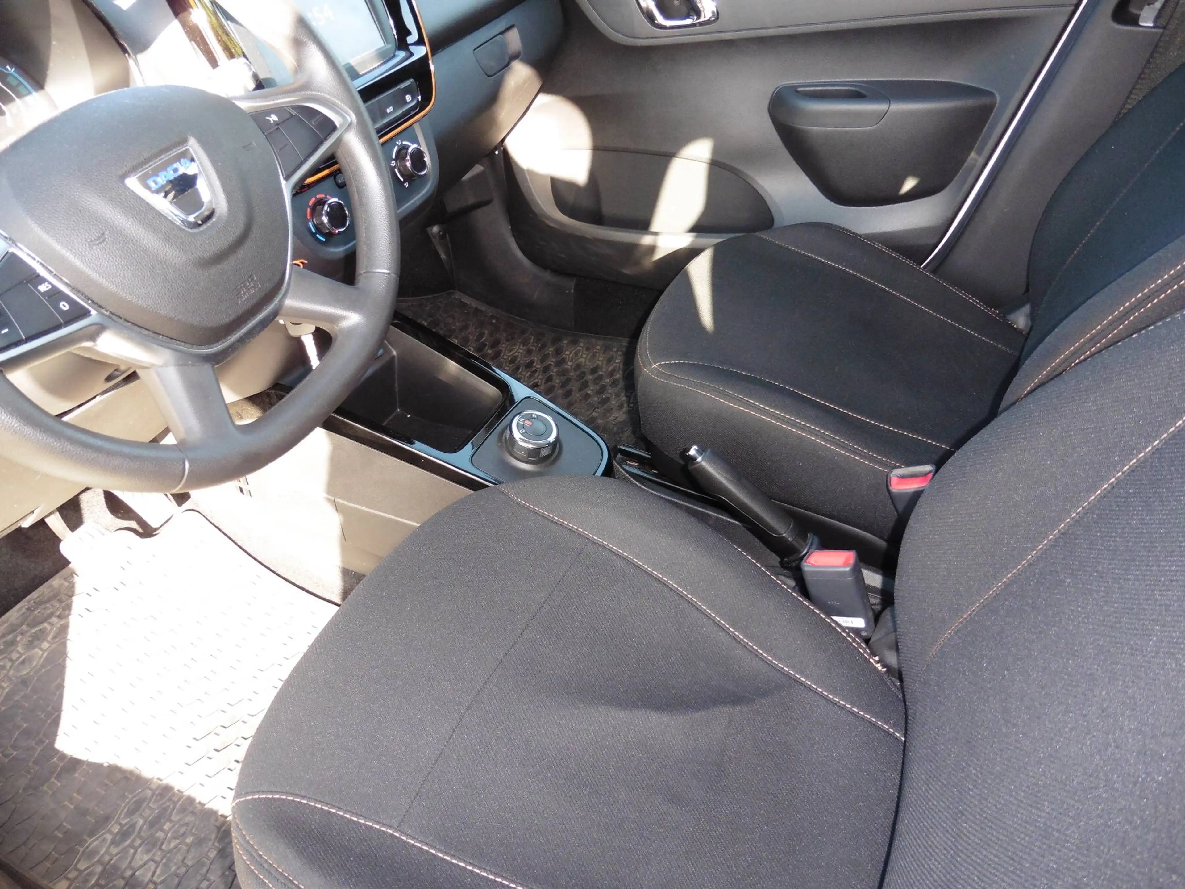Dacia Spring Comfort Plus — photo 7