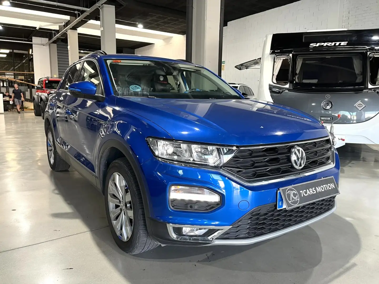 Volkswagen T-Roc 1.6TDI Advance Style Azul - 1